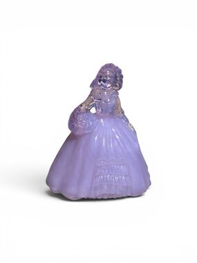 Boyd Art Glass Colonial Elizabeth Lady – Lilac Opalescent